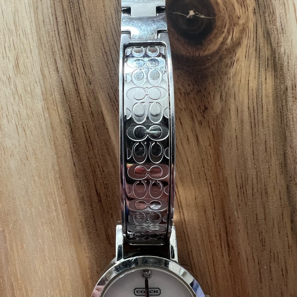 COACH mother of pearl bangle watch - Picture 3 of 5